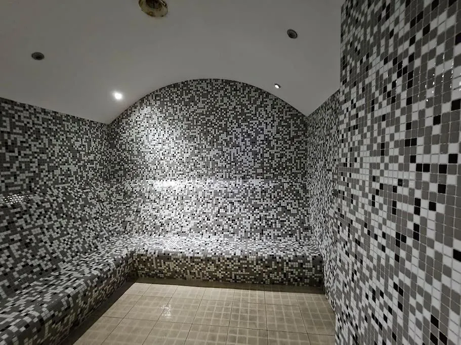 Taksim Square Perfect Family Residence With Pool Stambuł